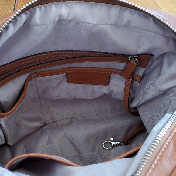 Michael Kors brown leather handbag - Picture 5 of 8
